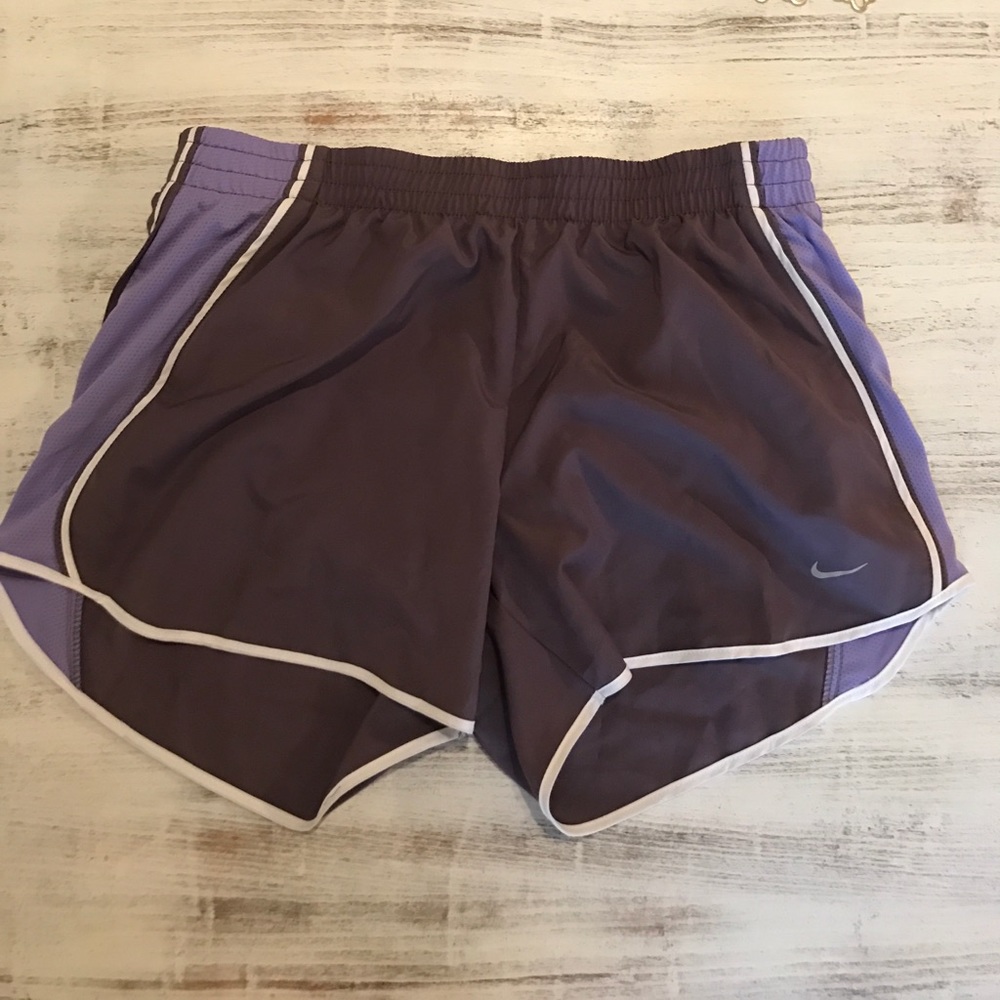 Rare Nike shorts Dark grey-purple/light purple